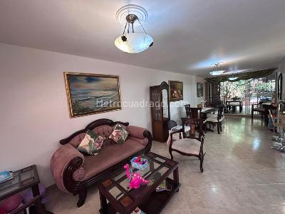 Casa de 3 alcobas en venta en Belen, Medellín, 156 m² · foto 4 de 20