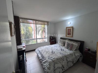 Apartamento en venta en La Aguacatala, Medellín · foto 10 de 13