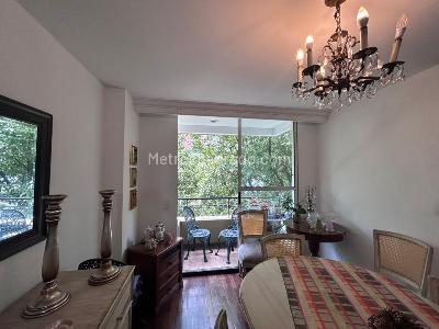 Apartamento en venta en La Aguacatala, Medellín · foto 3 de 13