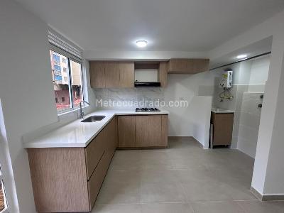 Apartamento de 3 alcobas en venta en Maria Auxiliadora, Sabaneta, 51 m² · foto 2 de 15