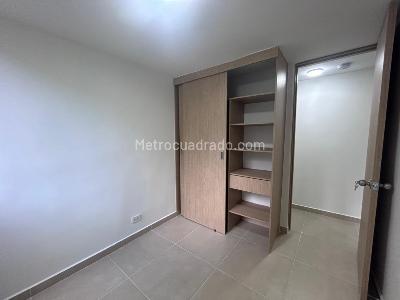 Apartamento de 3 alcobas en venta en Maria Auxiliadora, Sabaneta, 51 m² · foto 12 de 15