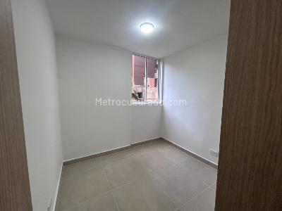 Apartamento de 3 alcobas en venta en Maria Auxiliadora, Sabaneta, 51 m² · foto 15 de 15