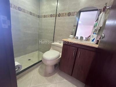 Apartamento de 2 alcobas en venta en Villas Del Carmen, Sabaneta, 54 m² · foto 14 de 20