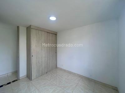Apartamento de 5 alcobas en venta en La Doctora, Sabaneta, 61 m² · foto 12 de 15