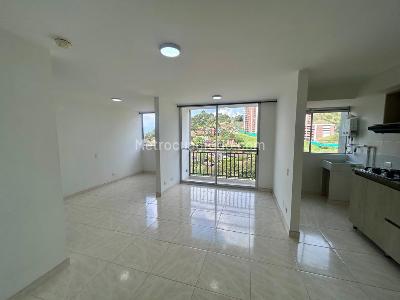 Apartamento de 5 alcobas en venta en La Doctora, Sabaneta, 61 m² · foto 5 de 15
