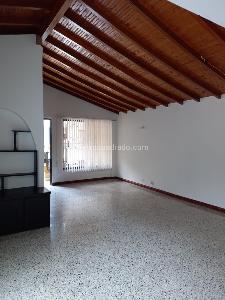 Casa de 4 alcobas en venta en San Joaquin, Sabaneta, 157 m² · foto 16 de 20