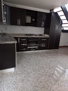 Casa de 4 alcobas en venta en San Joaquin, Sabaneta, 157 m² · foto 3 de 20