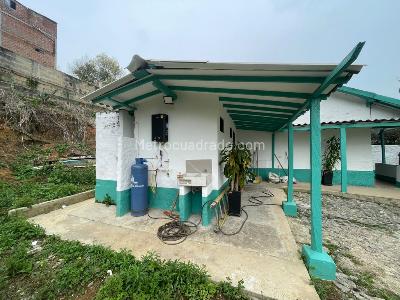 Casa de 3 alcobas en arriendo en Alto De Las Flores, Envigado, 680 m² · foto 6 de 20