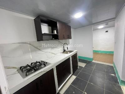 Casa de 3 alcobas en arriendo en Alto De Las Flores, Envigado, 680 m² · foto 8 de 20