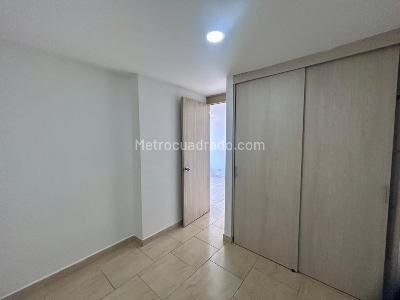 Apartamento de 2 alcobas en venta en Miranda, Medellín, 50 m² · foto 9 de 13