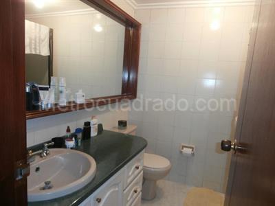 Apartamento de 2 alcobas en venta en Divino Salvador Galerias, Bogotá, 70 m² · foto 10 de 20