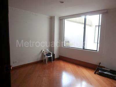 Apartamento de 2 alcobas en venta en Divino Salvador Galerias, Bogotá, 70 m² · foto 14 de 20