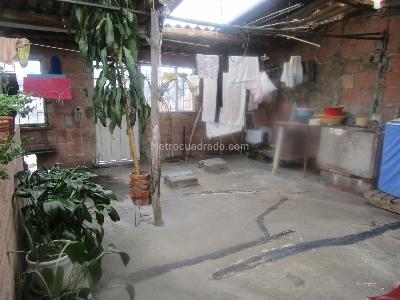 Casa de 5 alcobas en venta en La Estrada, Bogotá, 372 m² · foto 18 de 19