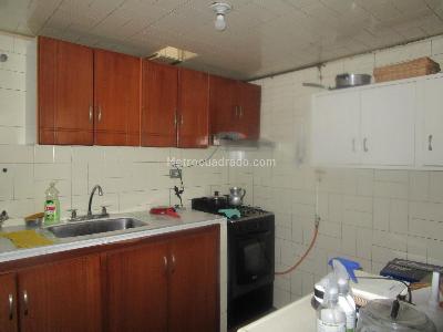 Casa de 5 alcobas en venta en La Estrada, Bogotá, 372 m² · foto 8 de 19