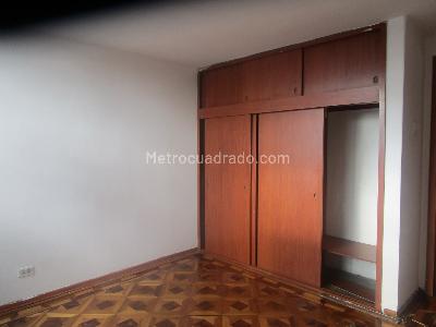 Apartamento de 2 alcobas en venta en Quinta Mutis, Bogotá, 81 m² · foto 7 de 20