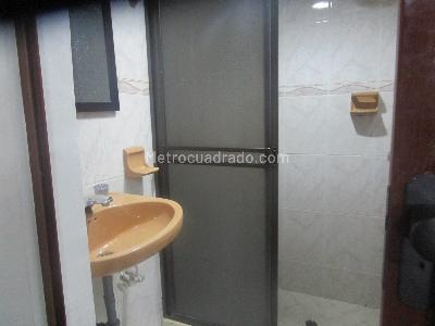 Apartamento de 2 alcobas en venta en Quinta Mutis, Bogotá, 81 m² · foto 17 de 20