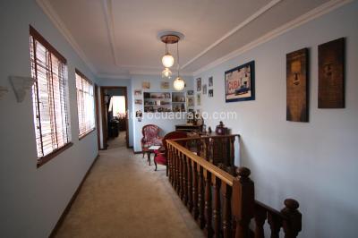 Casa en venta en San Luis, Bogotá · foto 9 de 20