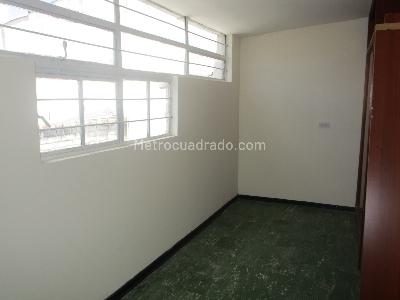 Casa en venta en Galerias, Bogotá · foto 10 de 14