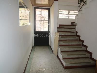 Casa de 5 alcobas en venta en Santa Teresita, Bogotá, 180 m² · foto 9 de 20
