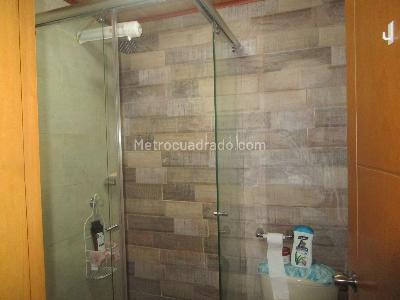 Casa de 5 alcobas en venta en Santa Teresita, Bogotá, 180 m² · foto 8 de 20