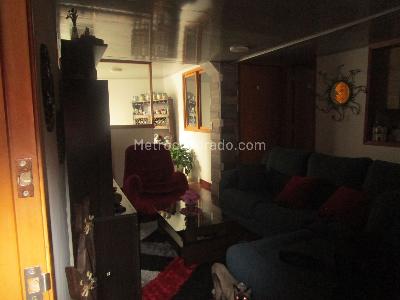 Casa de 5 alcobas en venta en Santa Teresita, Bogotá, 180 m² · foto 10 de 20