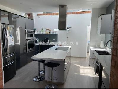 Casa de 4 alcobas en venta en Na, Chía, 300 m² · foto 10 de 20