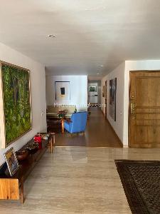 Apartamento de 3 alcobas en venta en El Nogal, Bogotá, 219 m² · foto 20 de 20