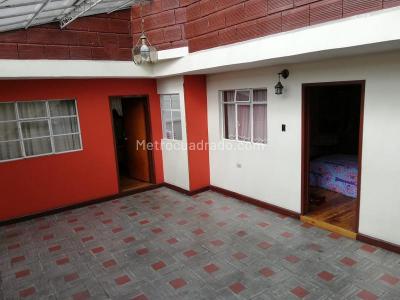 Casa de 5 alcobas en venta en Sur America, Bogotá, 358 m² · foto 2 de 11