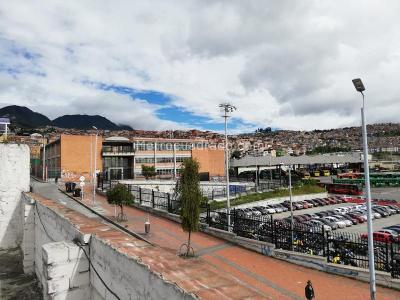 Casa de 5 alcobas en venta en Sur America, Bogotá, 358 m² · foto 7 de 11