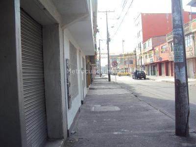 Casa de 4 alcobas en venta en Venecia, Bogotá, 350 m² · foto 2 de 17