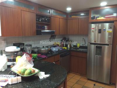 Casa de 4 alcobas en venta en Chico Norte, Bogotá, 127 m² · foto 6 de 17