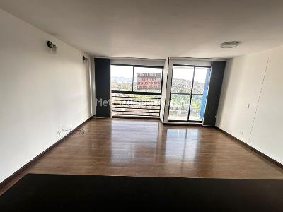 Apartamento en arriendo en Pontevedra, Bogotá · foto 2 de 19