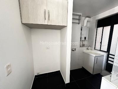 Apartamento en arriendo en Pontevedra, Bogotá · foto 8 de 19