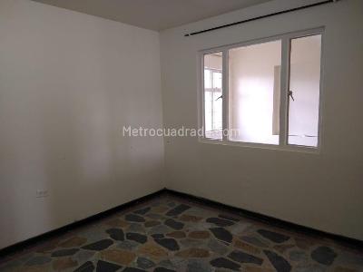 Casa de 5 alcobas en venta en Veraguas, Bogotá, 345 m² · foto 9 de 20