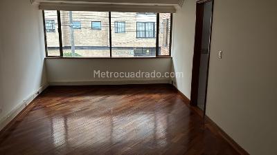 Apartamento en venta en Quinta Paredes, Bogotá · foto 5 de 10