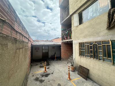 Casa de 5 alcobas en venta en San Mateo, Soacha, 346 m² · foto 4 de 11