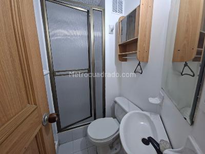 Apartamento de 3 alcobas en arriendo en Rafael Nuñez, Bogotá, 84 m² · foto 7 de 17