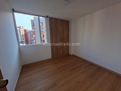 Apartamento de 3 alcobas en arriendo en Rafael Nuñez, Bogotá, 84 m² · foto 11 de 17