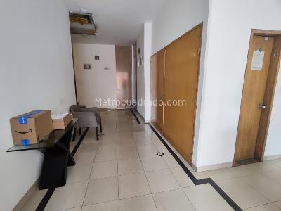 Apartamento en venta en Chico Alto, Bogotá · foto 2 de 20