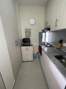 Apartamento de 2 alcobas en venta en Puerto Peñalisa, Girardot, 61 m² · foto 9 de 20