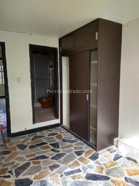 Piso – Bogotá D.C. - Más