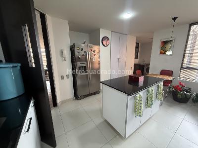Apartamento de 3 alcobas en venta en Gilmar, Bogotá, 159 m² · foto 16 de 20