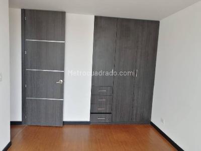 Apartamento en arriendo en Normandia Occidental, Bogotá · foto 9 de 11