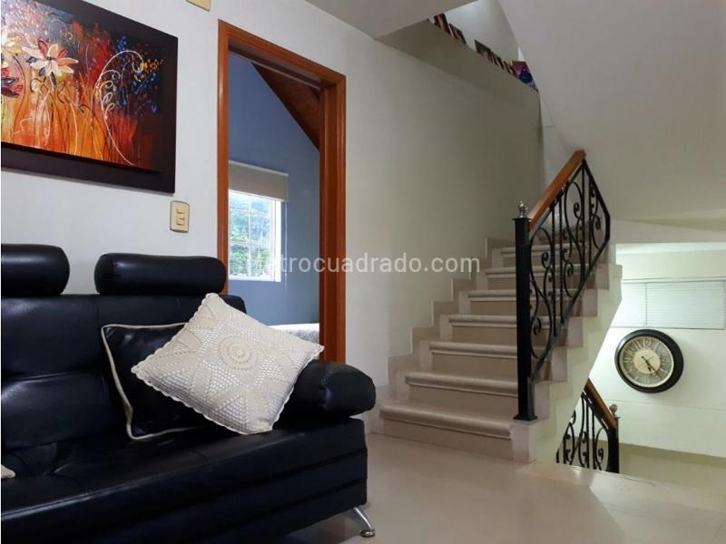 Casa – Bucaramanga, La Ceiba, Comuna La Concordia - Más