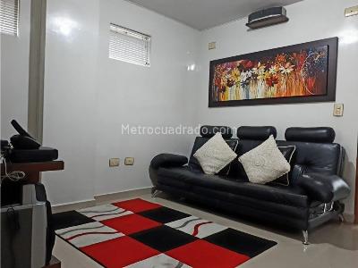 Casa de 4 alcobas en venta en Canaveral, Bucaramanga, 240 m² · foto 6 de 20