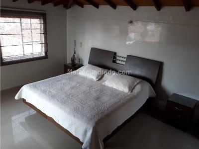 Casa de 4 alcobas en venta en Canaveral, Bucaramanga, 240 m² · foto 10 de 20