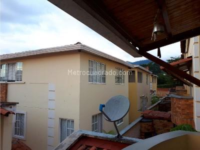 Casa de 4 alcobas en venta en Canaveral, Bucaramanga, 240 m² · foto 15 de 20