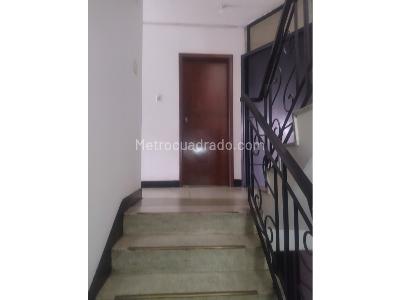 Casa de 5 alcobas en venta en La Concordia, Bucaramanga, 328 m² · foto 15 de 20