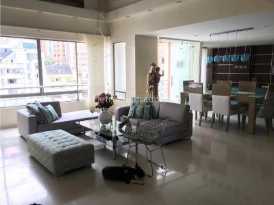 Apartamento de 4 alcobas en venta en Cabecera, Bucaramanga, 198 m² · foto 2 de 19