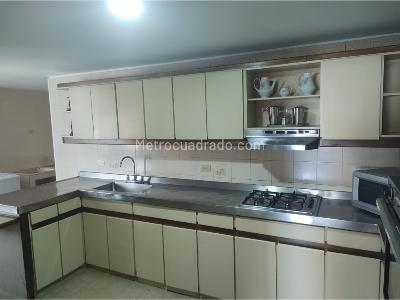 Apartamento de 4 alcobas en venta en Cabecera, Bucaramanga, 197 m² · foto 4 de 20